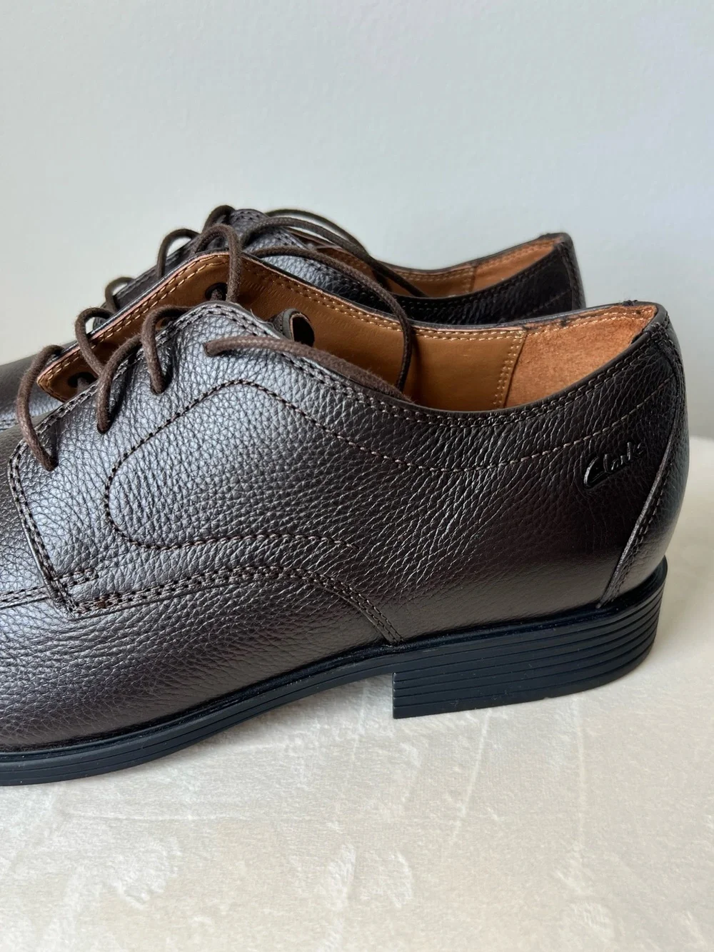 Clarks lace up